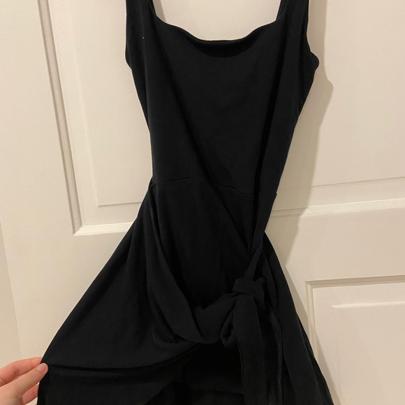 Aritzia Wilfred Saturn Mini dress - Picture 2 of 3